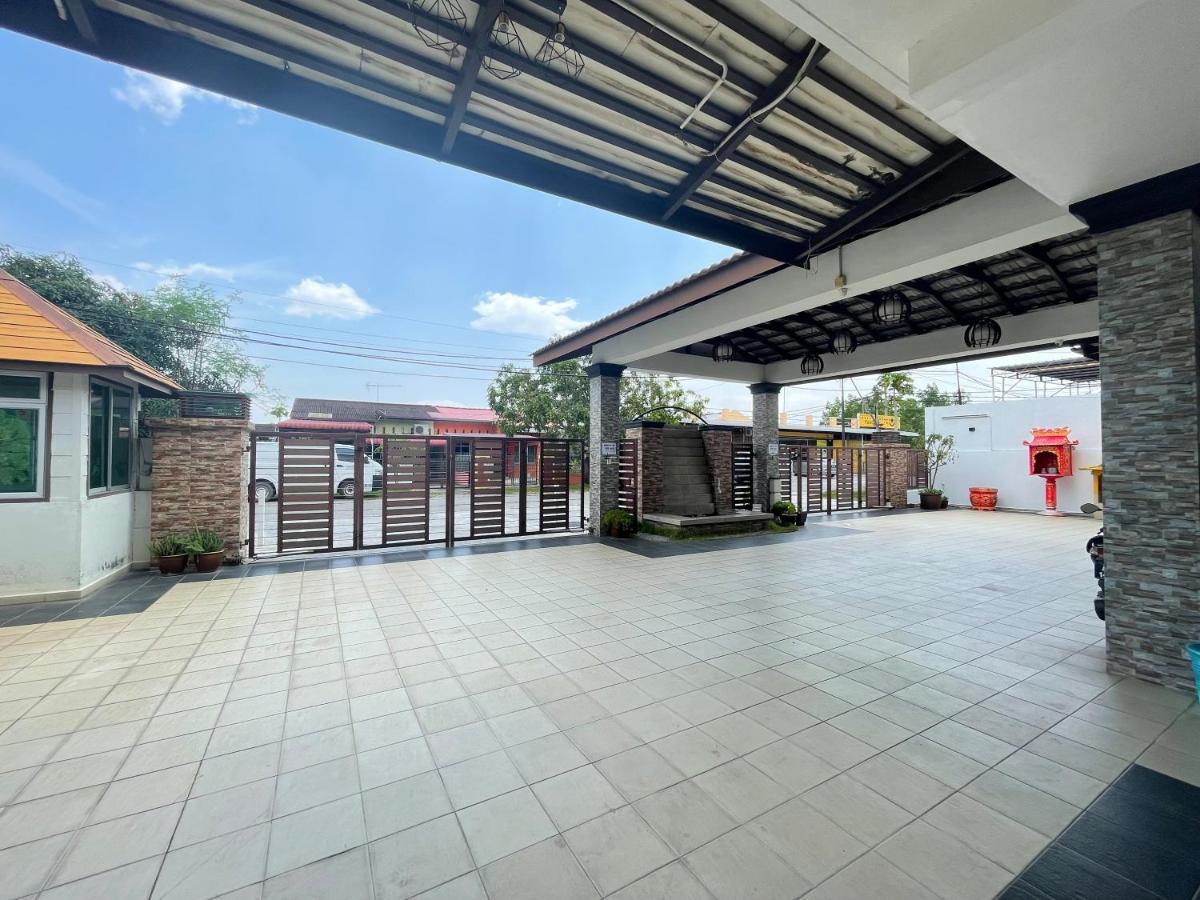 Mr Homestay Hotelstyle Room เตลุคอินทัน ภายนอก รูปภาพ