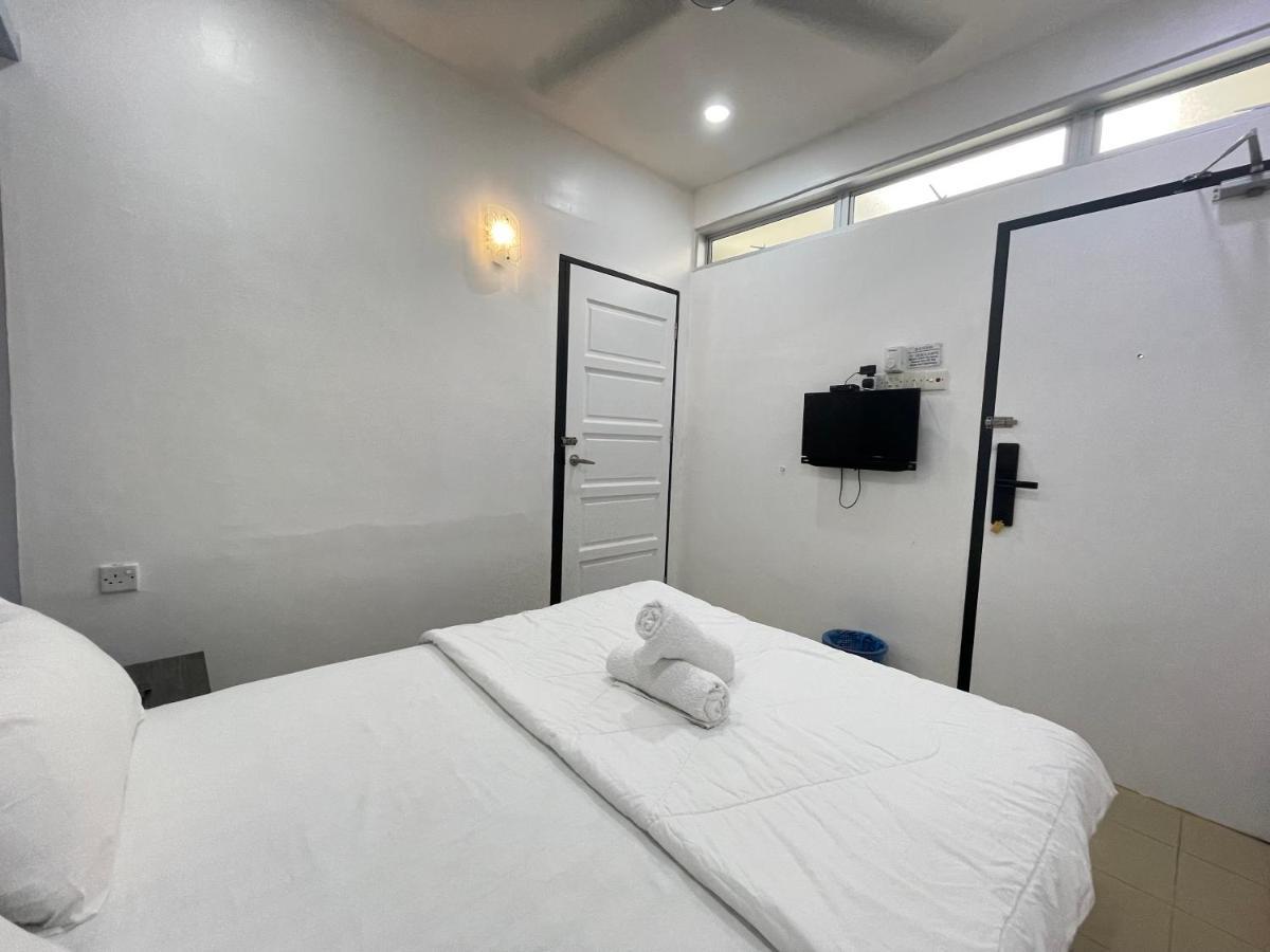 Mr Homestay Hotelstyle Room เตลุคอินทัน ภายนอก รูปภาพ