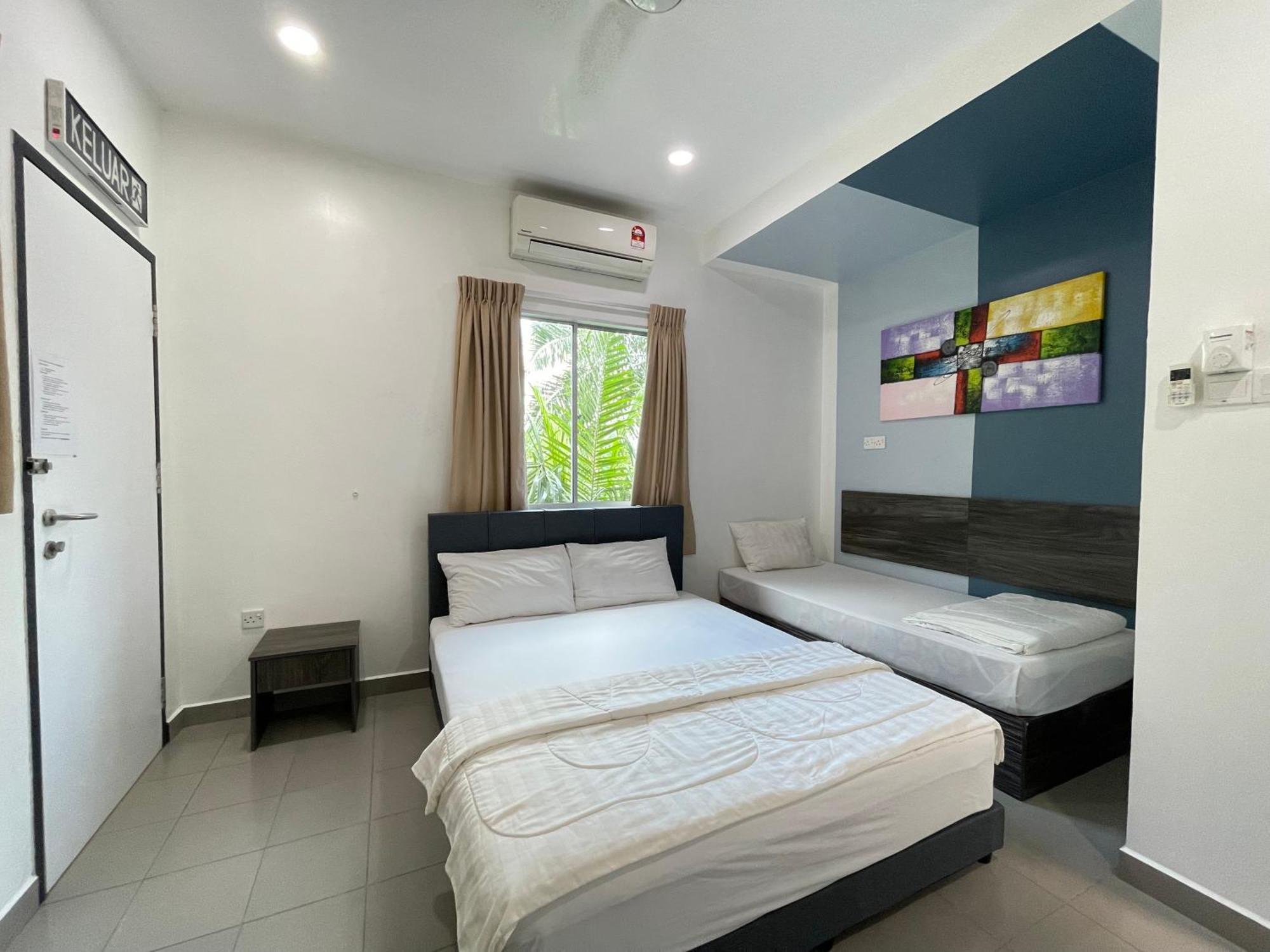 Mr Homestay Hotelstyle Room เตลุคอินทัน ภายนอก รูปภาพ