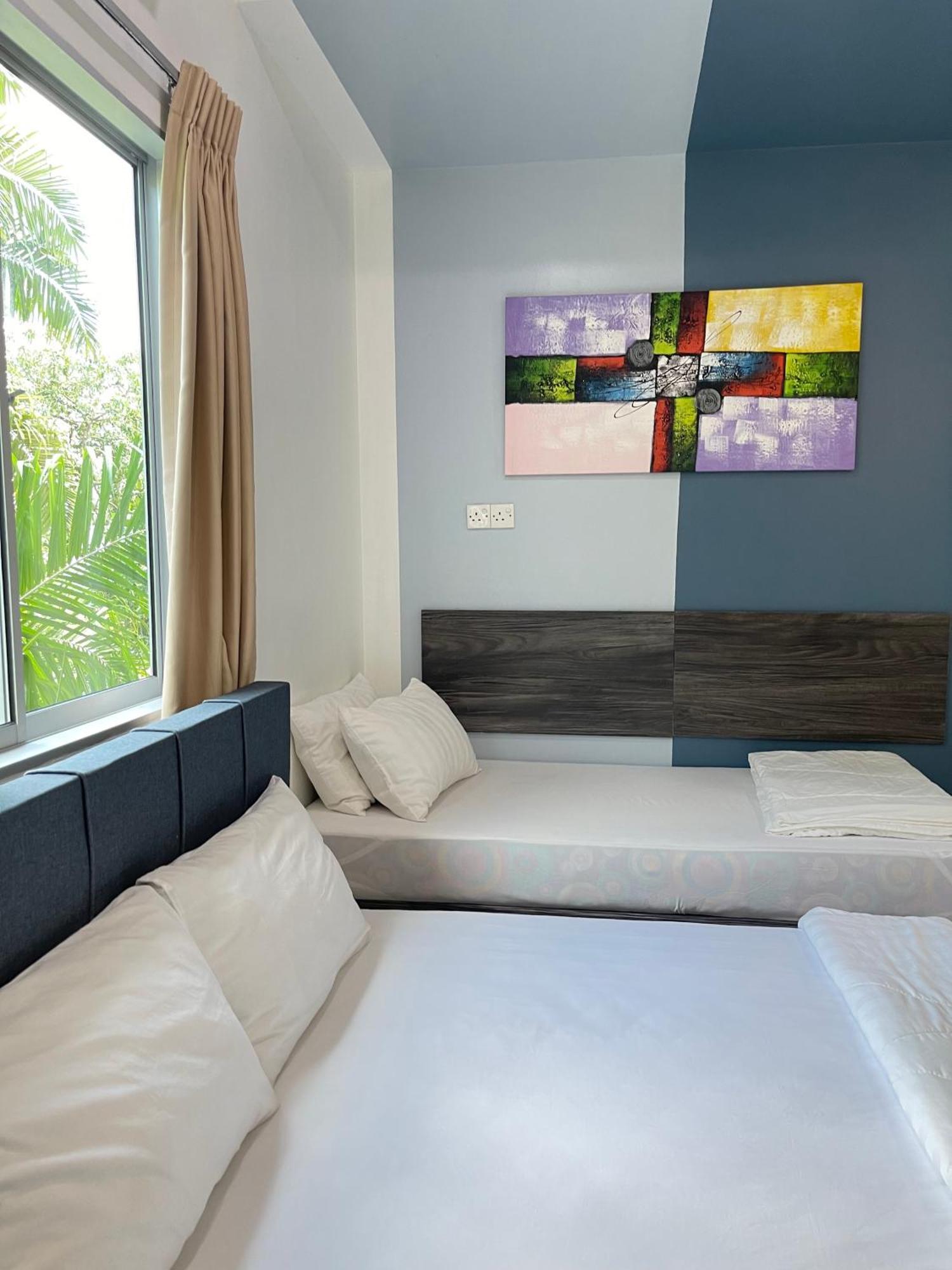 Mr Homestay Hotelstyle Room เตลุคอินทัน ภายนอก รูปภาพ