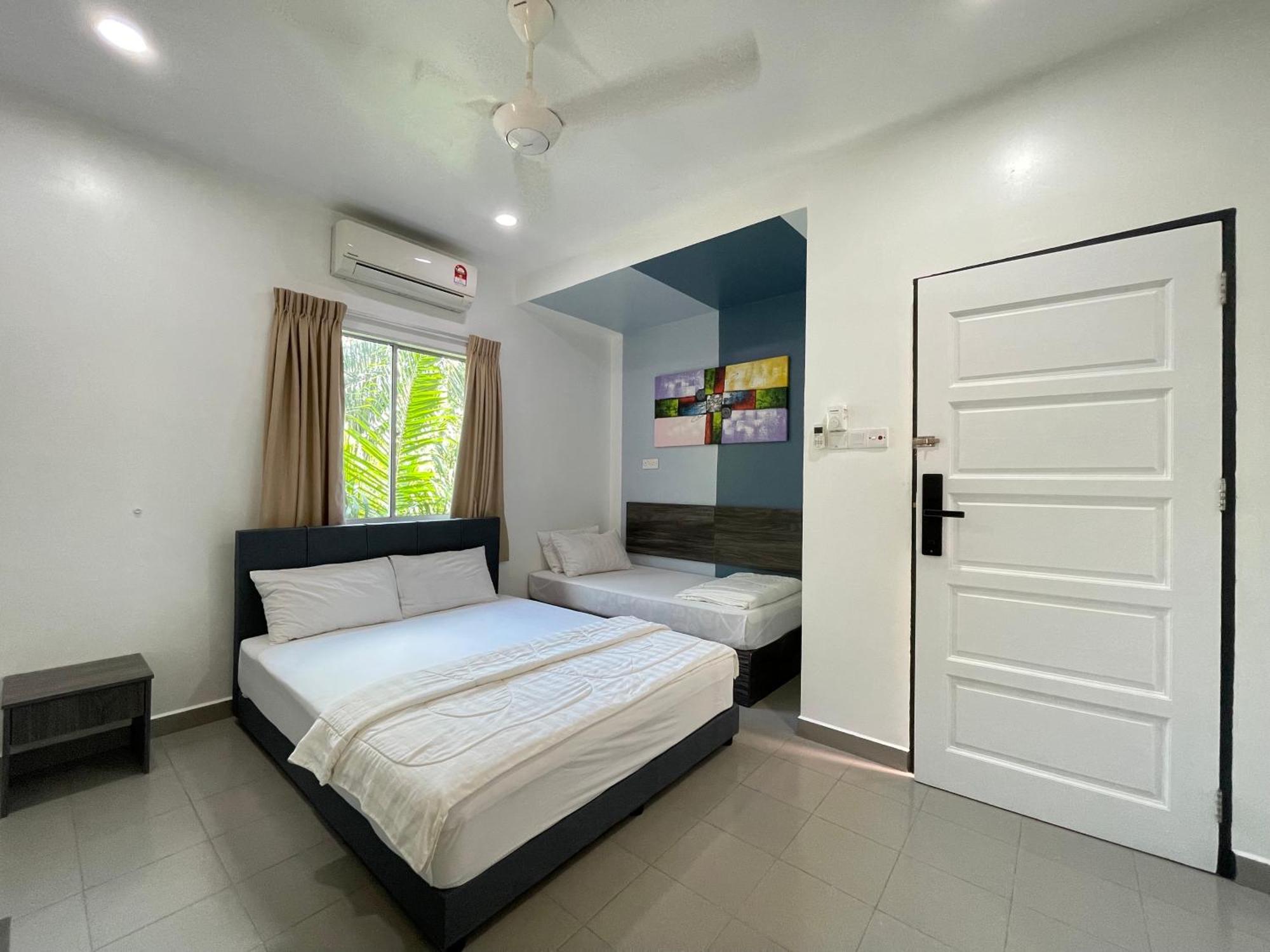 Mr Homestay Hotelstyle Room เตลุคอินทัน ภายนอก รูปภาพ
