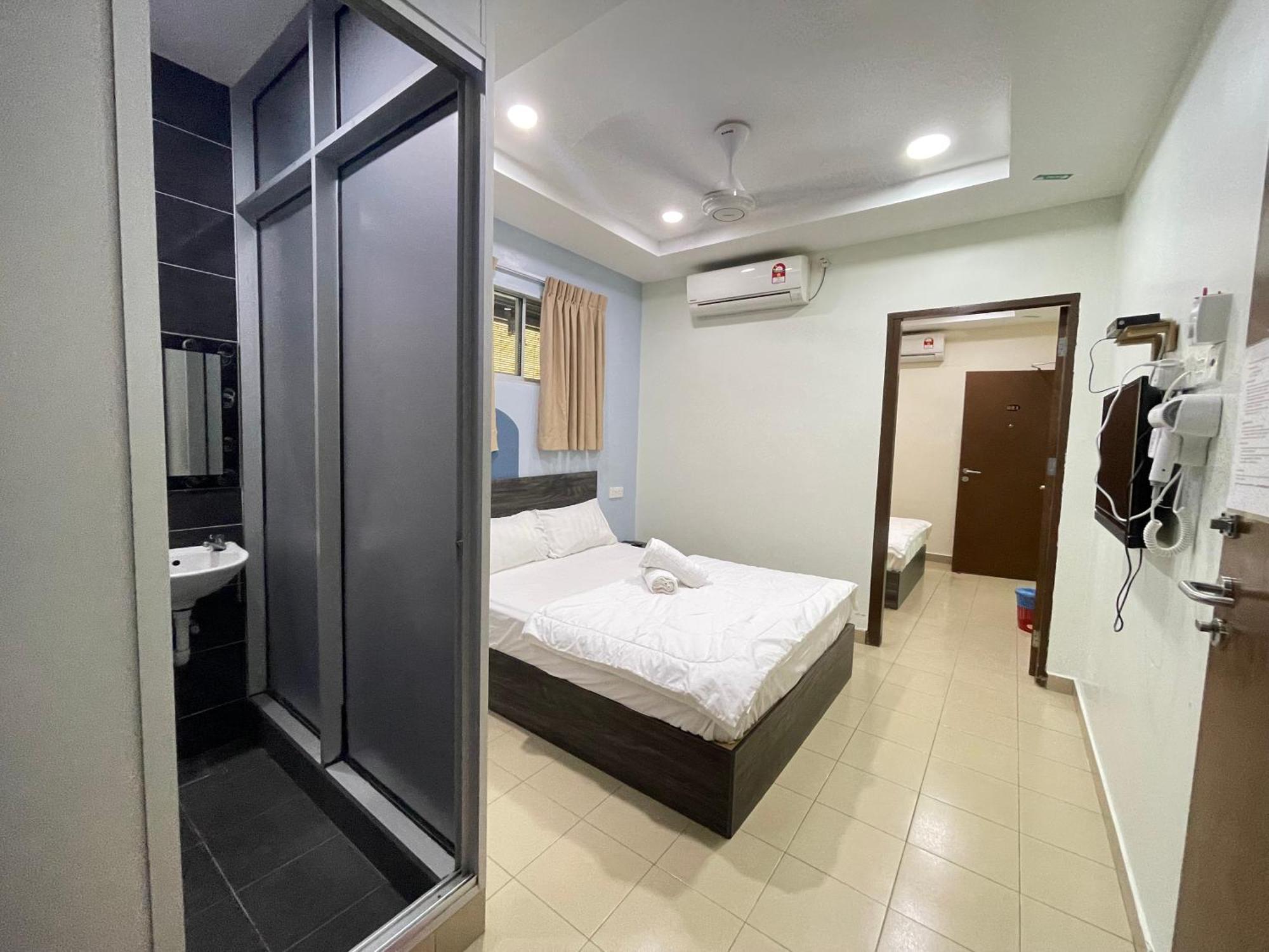 Mr Homestay Hotelstyle Room เตลุคอินทัน ภายนอก รูปภาพ